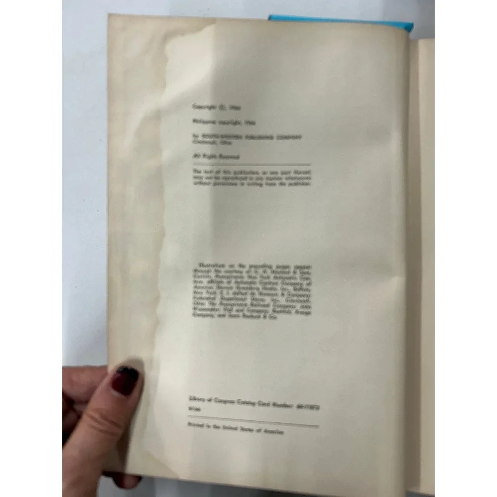 Fundamentals‎ of Selling Wingate Nolan 1962 8th Edition Business Textbook